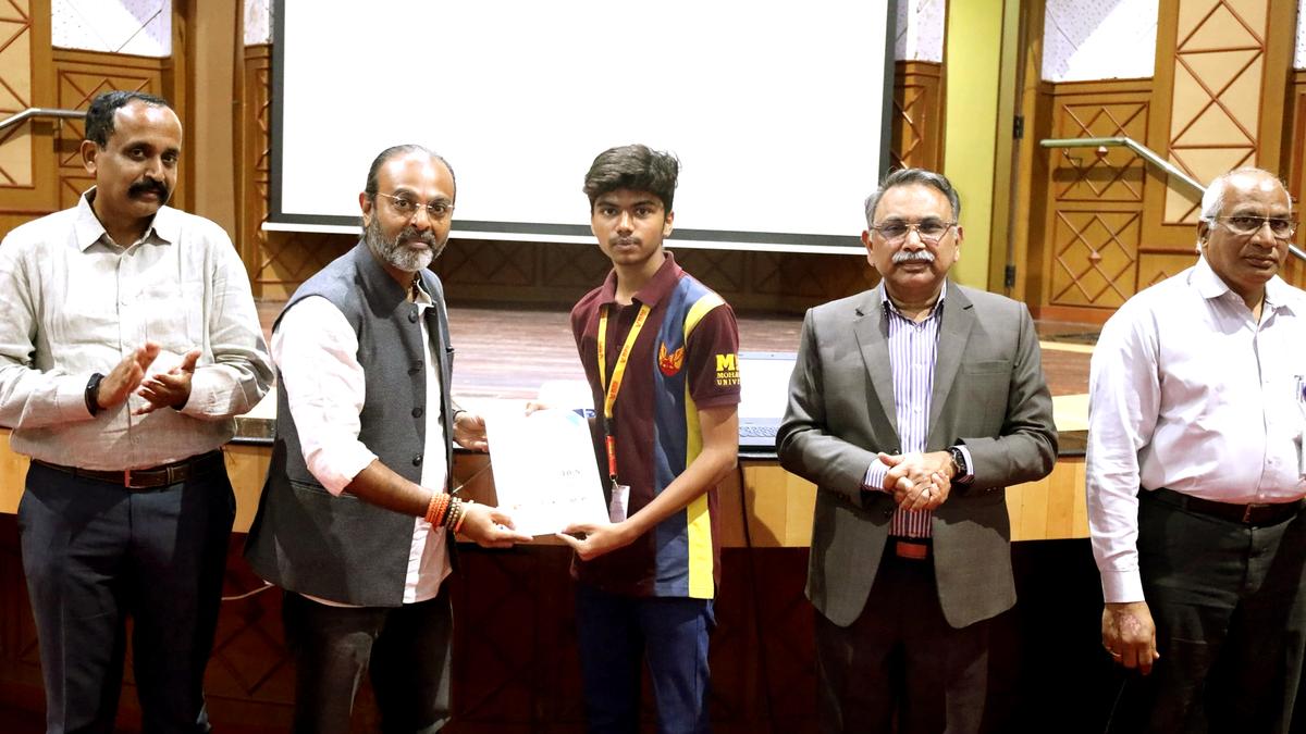 The Hindu’s National Sales Head for STEP, Saikrishnan Gopalaramanan, presenting a course completion certificate to a student at Mohan Babu University, Tirupati.